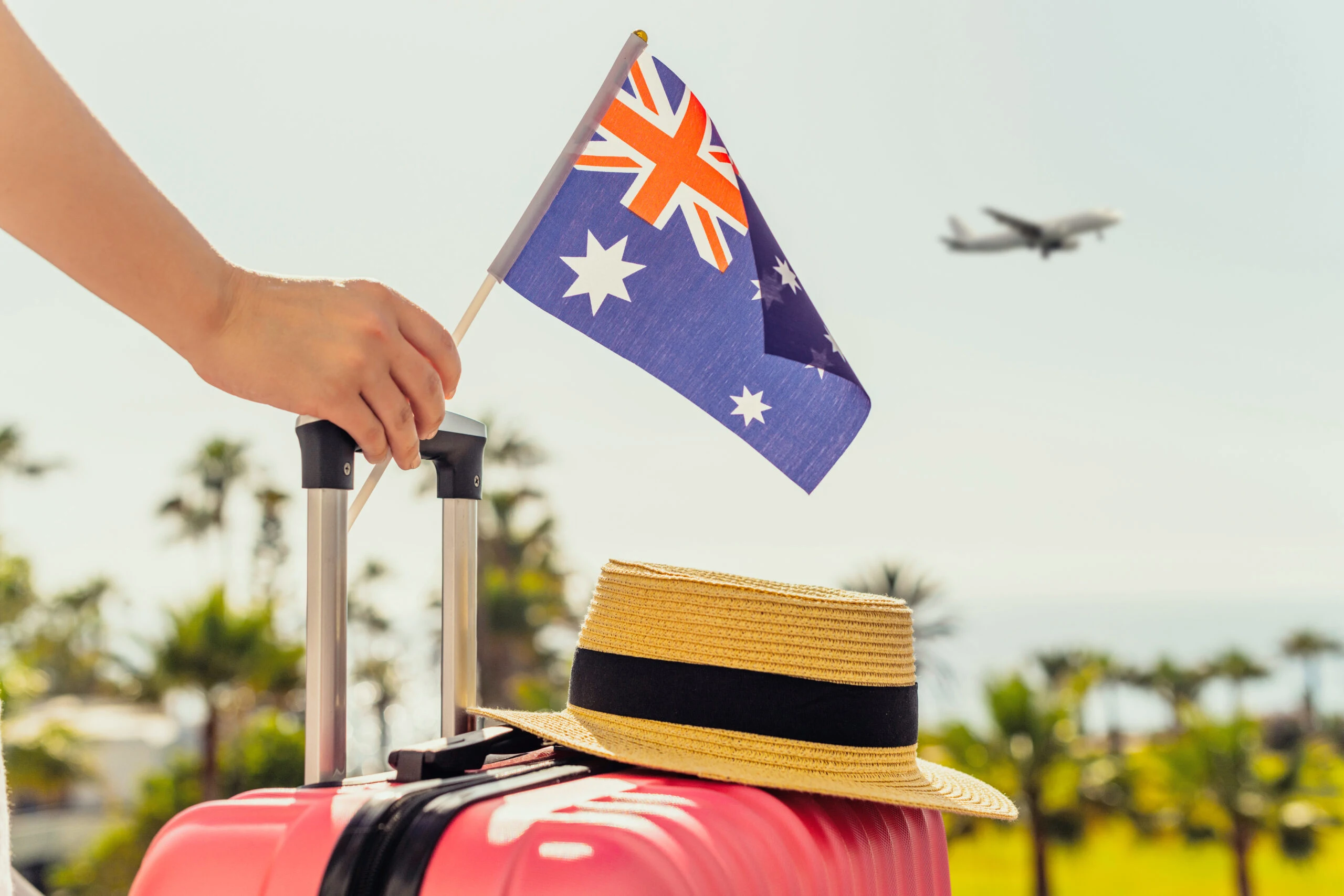send luggage from Australia to Ireland